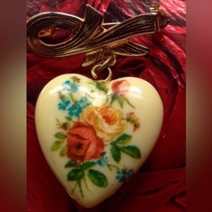 299 Heart Brooch heart shaped plastic floral drop pendant Bow